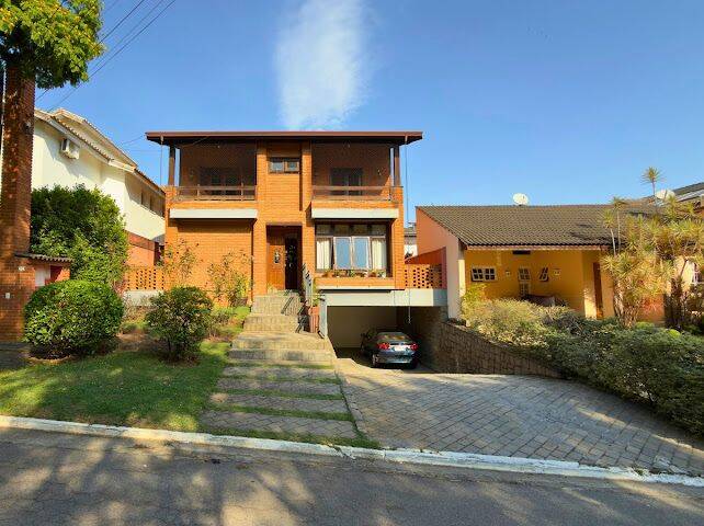 #16 - Casa para Venda em Barueri - SP