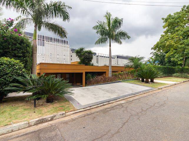 #40 - Casa para Venda em Barueri - SP