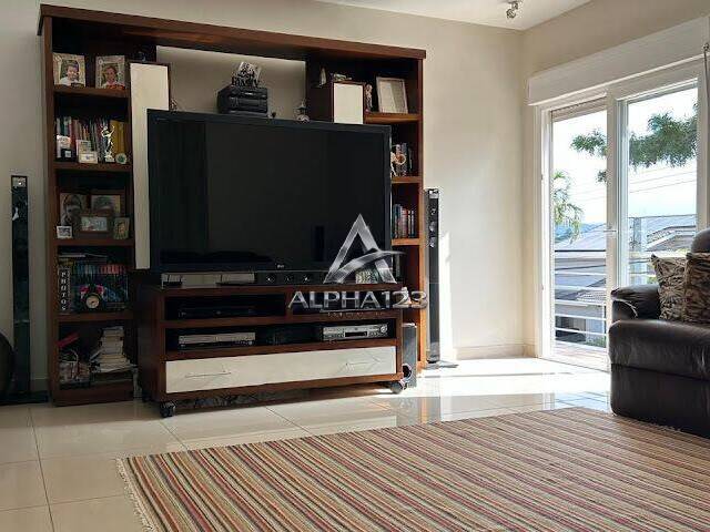 Casa para Venda em Santana de Parnaíba - 5