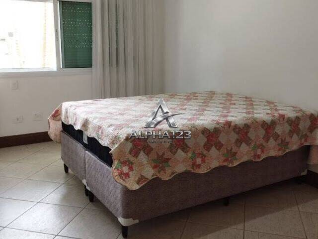 Casa para Venda em Santana de Parnaíba - 4