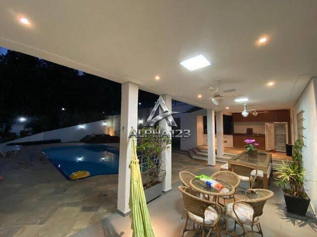 Casa para Venda em Santana de Parnaíba - 4